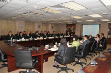 Meetings are held regularly for members of the Immigration Department Users' Committee.