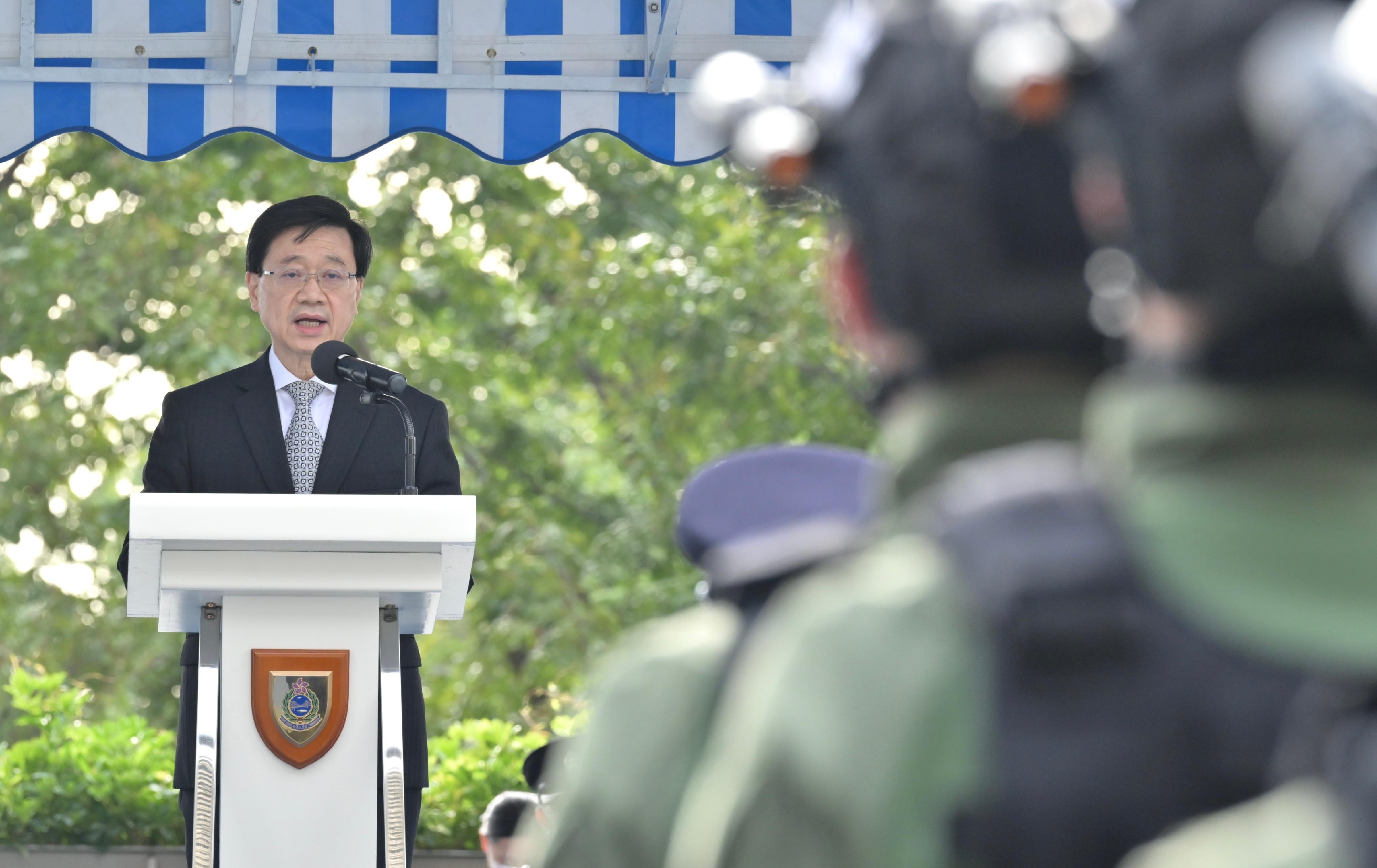 行政长官李家超今日（十二月二日）在入境事务处学员结业会操致辞。