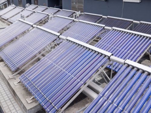 The Immigration Headquarters has adopted various energy efficient features and renewable energy technologies, including photovoltaic system and solar water heating system.